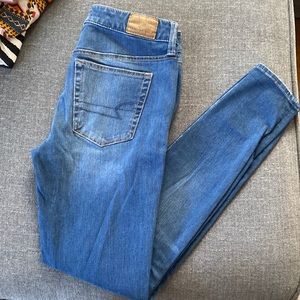 American Eagle Dream Jean size 4 like new hi rise jegging